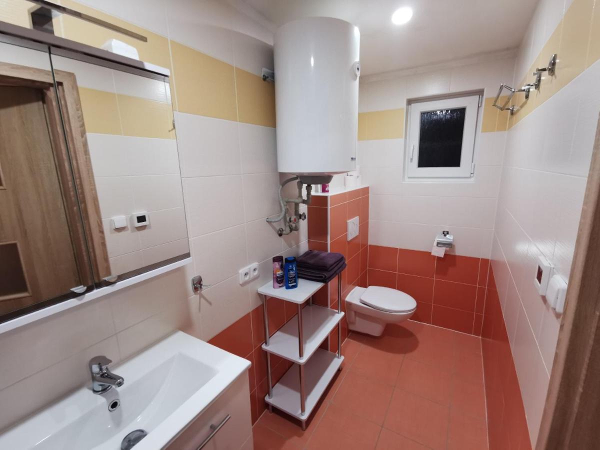 Apartmany Svitkov 79 Pardubice Luaran gambar