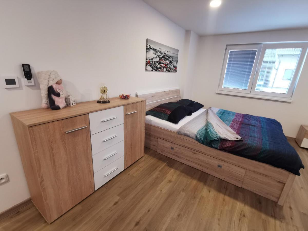 Apartmany Svitkov 79 Pardubice Luaran gambar