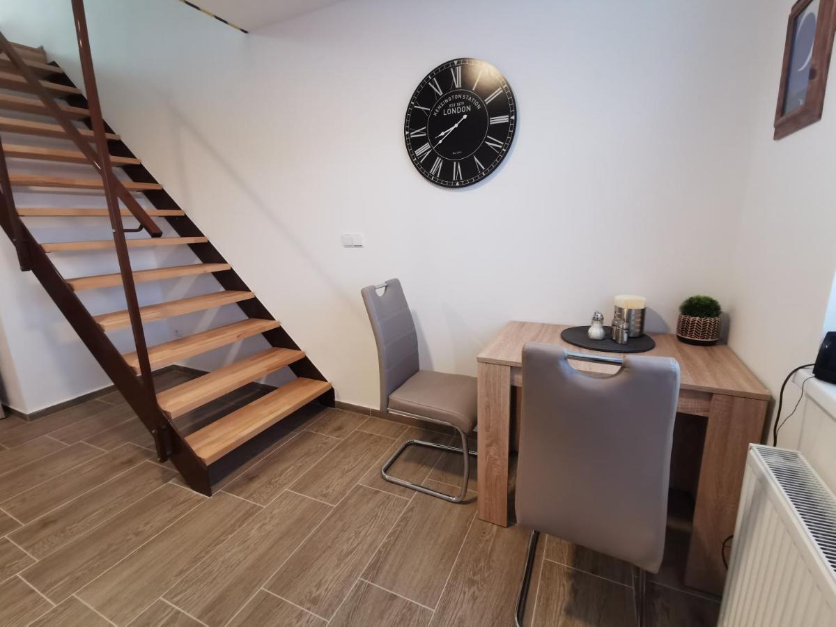 Apartmany Svitkov 79 Pardubice Luaran gambar