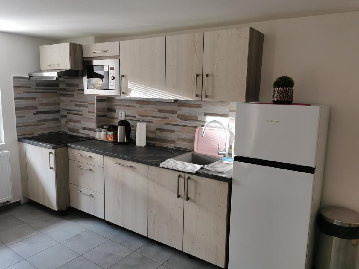 Apartmany Svitkov 79 Pardubice Luaran gambar
