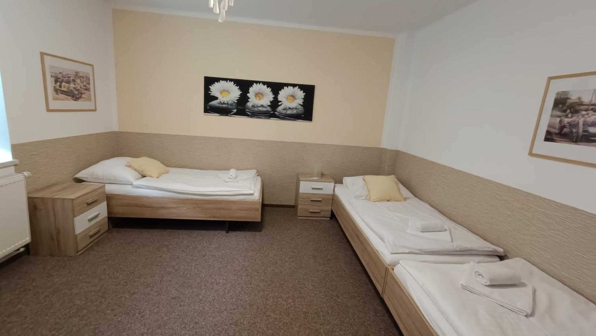 Apartmany Svitkov 79 Pardubice Luaran gambar